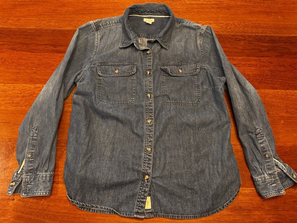 LL Bean denim Shirt Small Long Sleeve Button Up Dark Blue